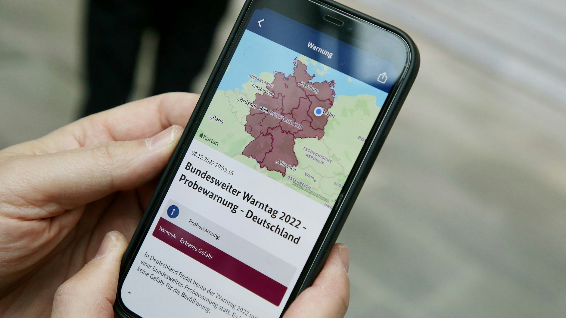 Auch über die bekannten Warn-Apps soll beim bundesweiten Warntag im September gewarnt werden.