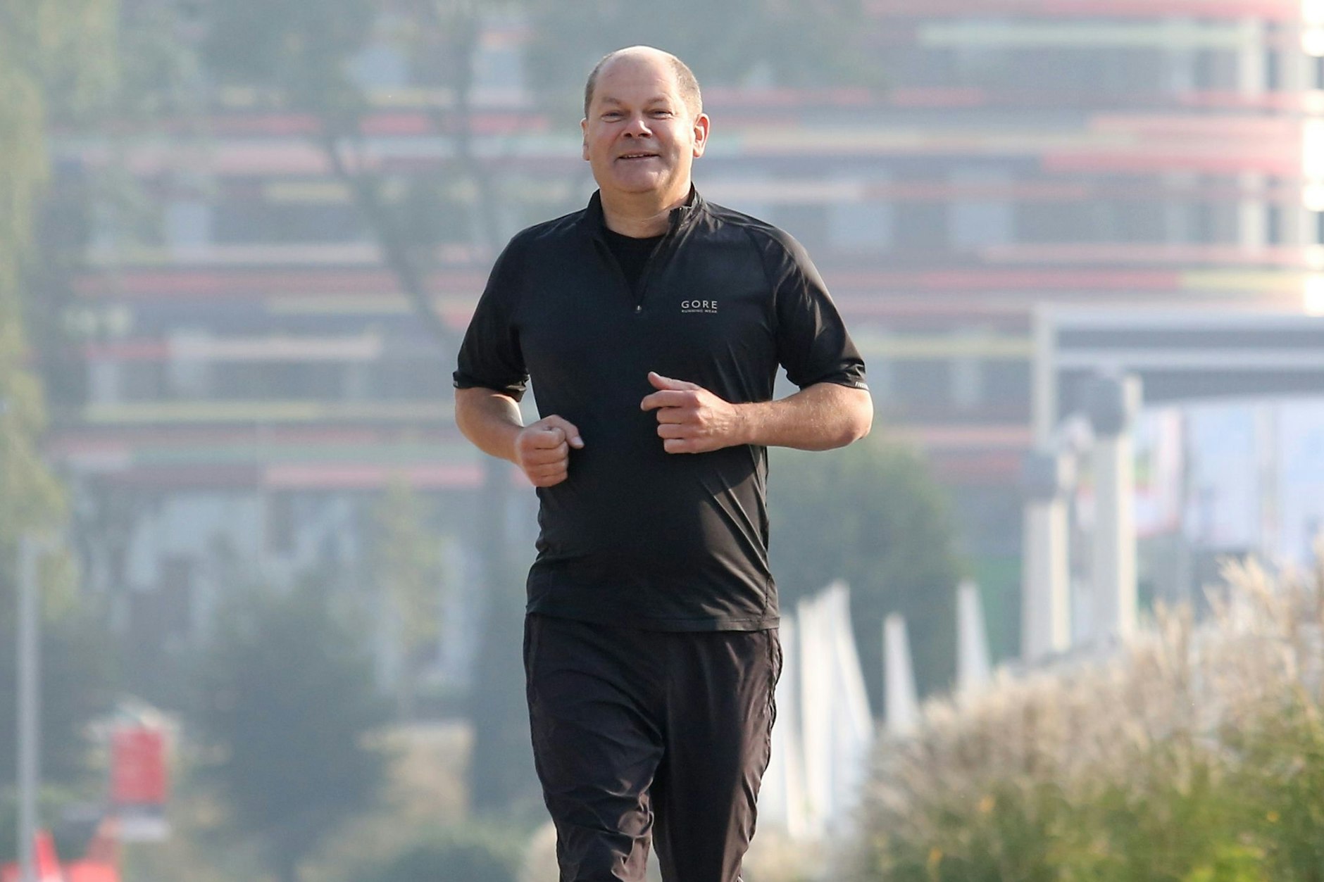 Scholz ist beim Joggen gestürzt.