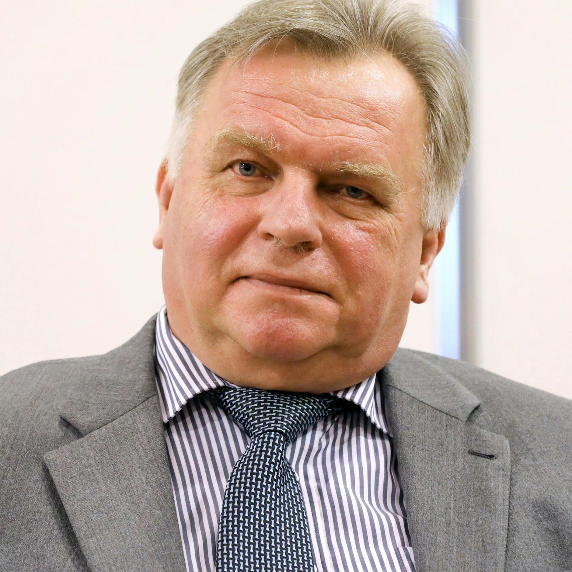 Image - Ex-Bundesverkehrsminister Krause wegen Betruges vor Gericht