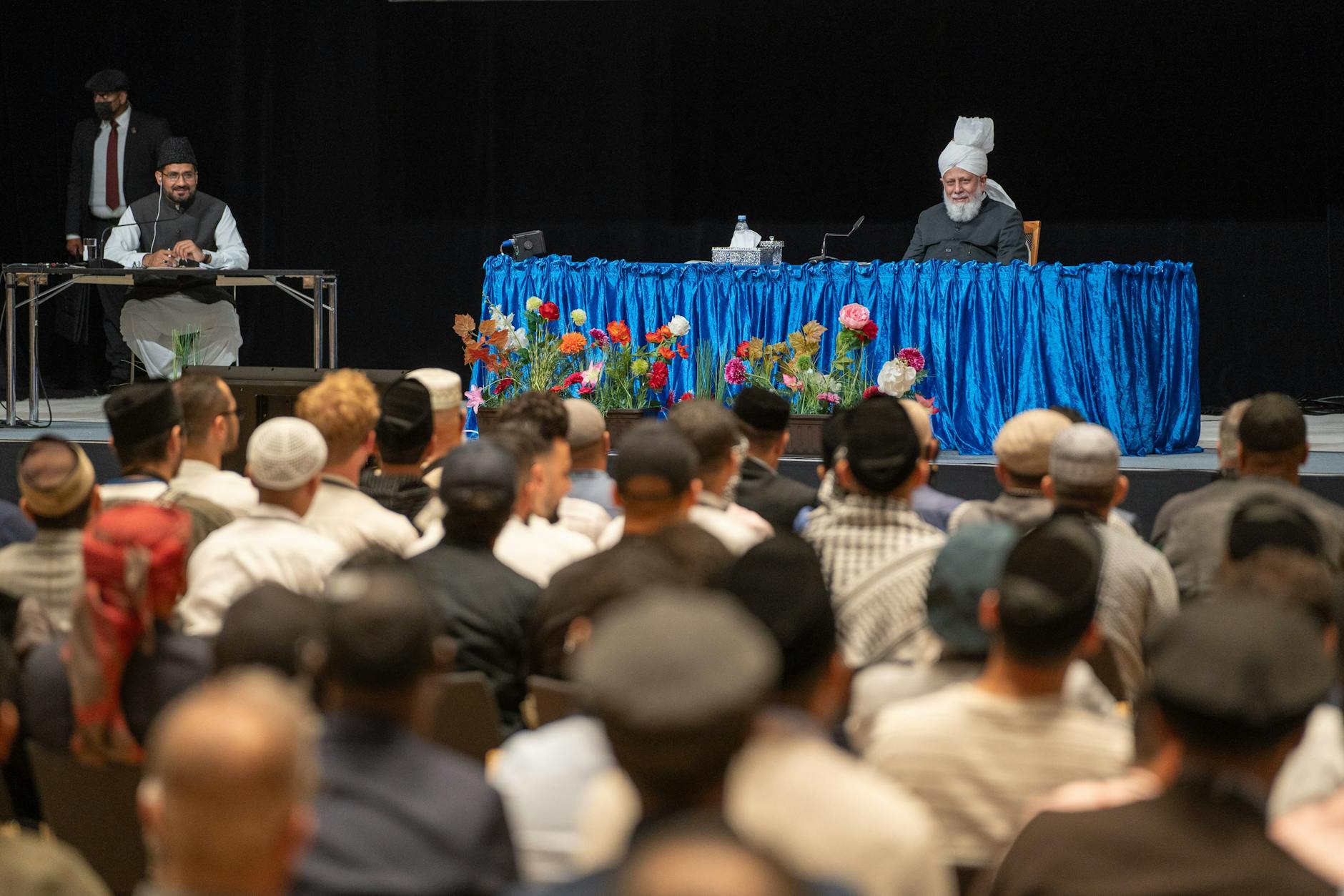 AhmadiyyaKalif Mirza Masroor Ahmad an deutsche Muslime „Teil eures