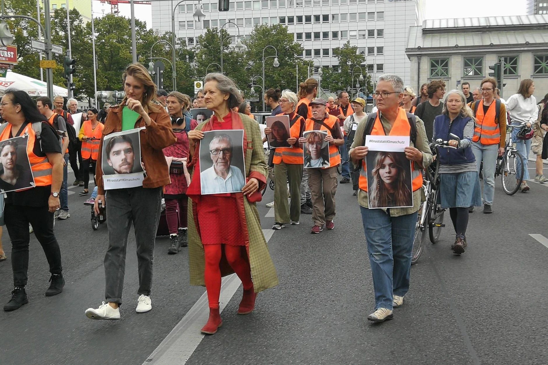 Letzten Generation bei Protestmarsch in Berlin: „So hat die ganze ...