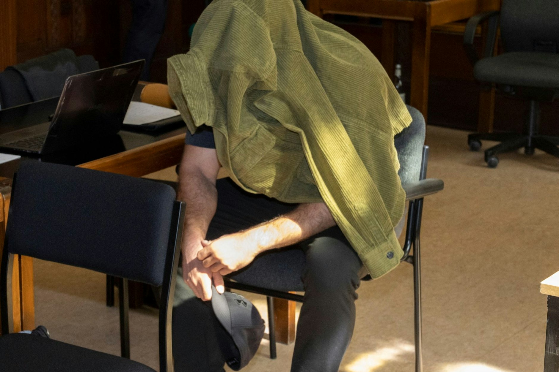 Der Angeklagte Sven W. im Gerichtssaal