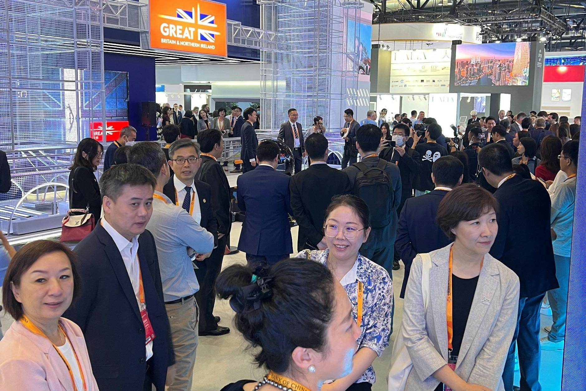 .... und der gut besuchte britische.