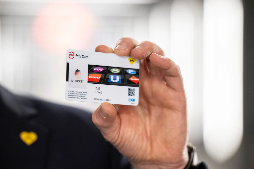 Preishammer: Kostet das Deutschlandticket im nächsten Jahr 59 Euro?