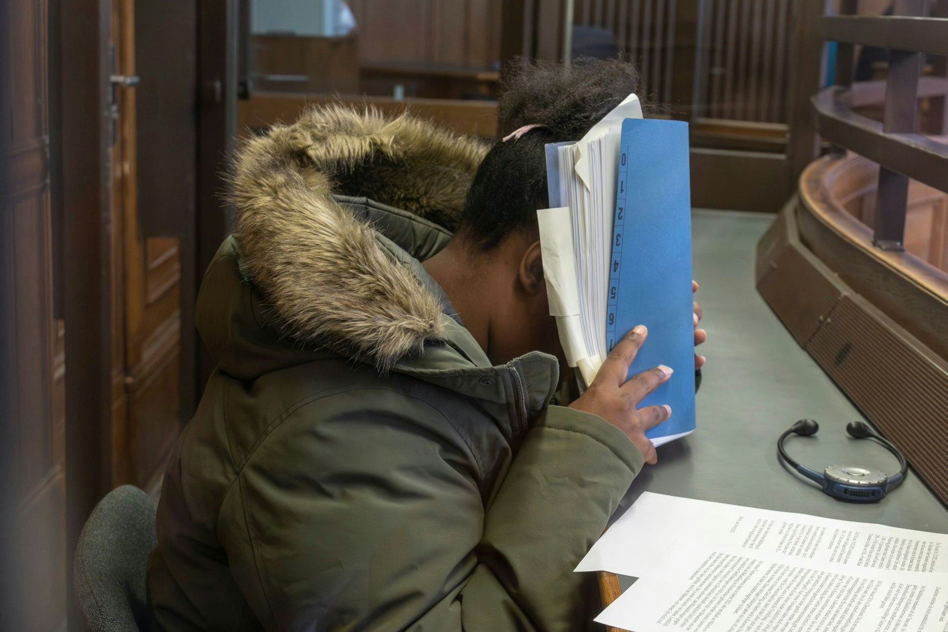 Die Angeklagte Pauliane T. im Gerichtssaal.