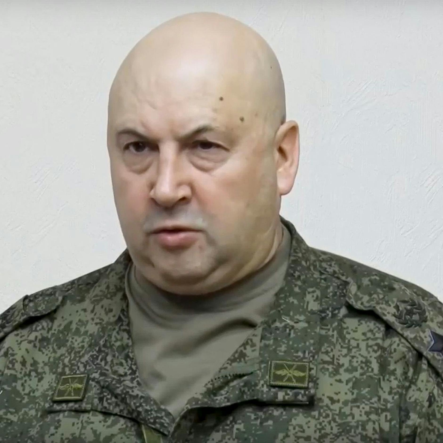 Russischer „General Armageddon“ Sergej Surowikin offenbar wieder aufgetaucht