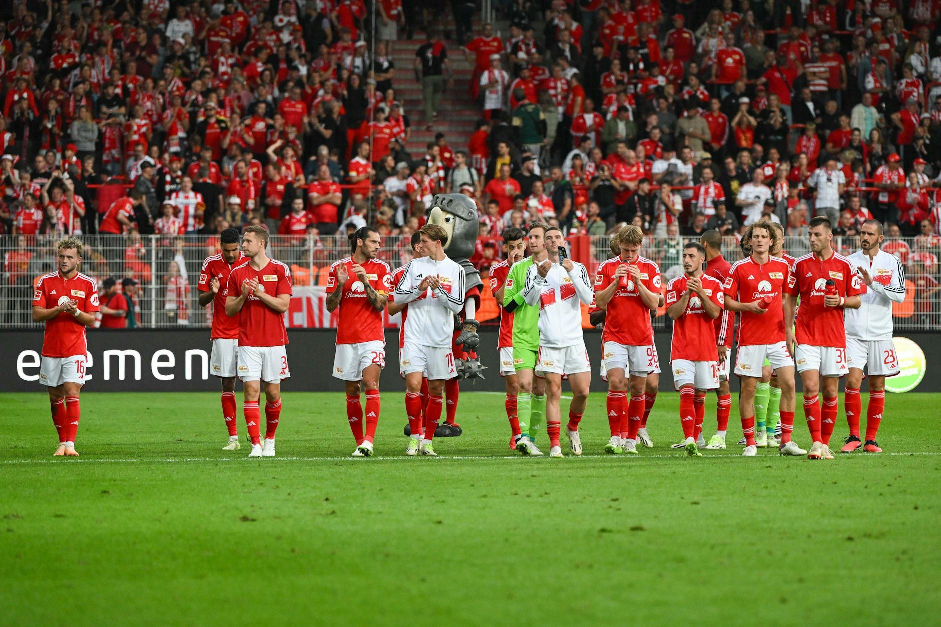 Nach 24 Spielen ohne Niederlage blieb den Unionern am Ende von Partie 25 nur der artige Applaus.