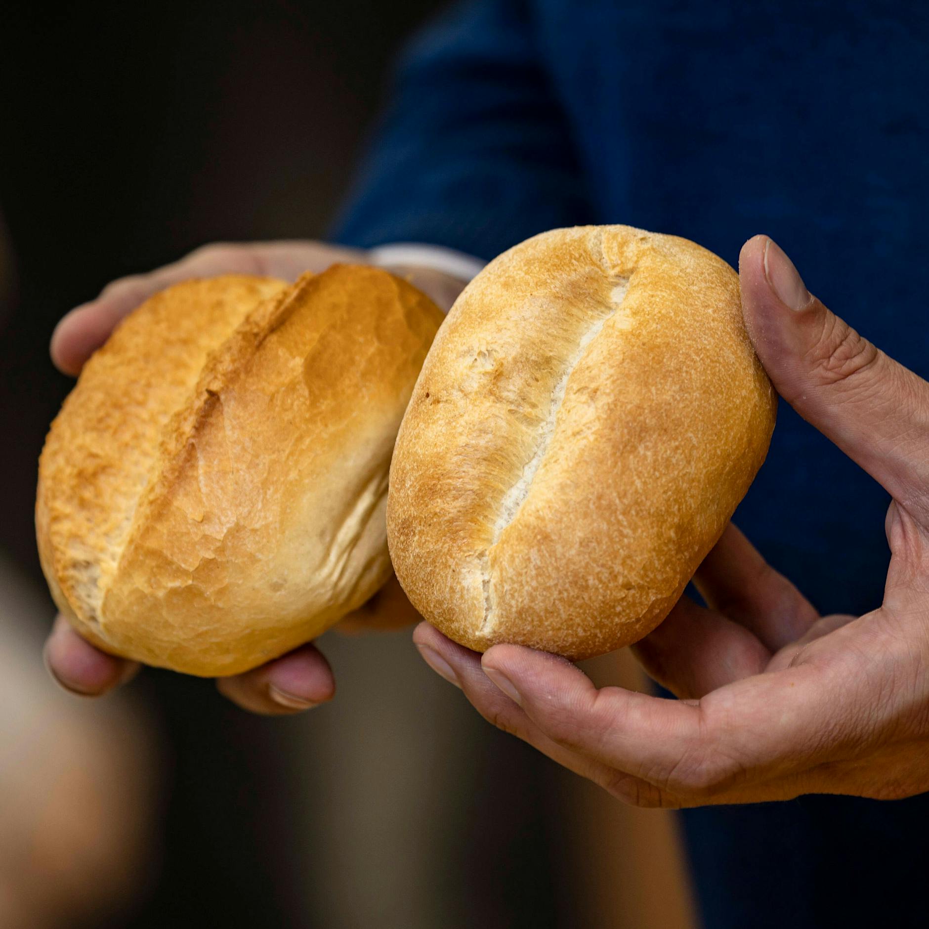 DDR-Brötchen Rezept: Knusprige Ostbrötchen selber backen