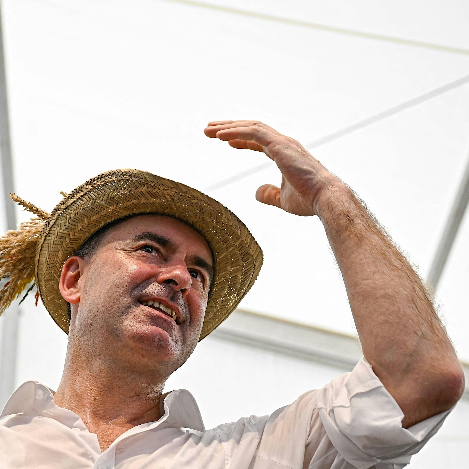 Olaf Scholz darf Cum-Ex vergessen, Aiwanger wird aber nichts verziehen