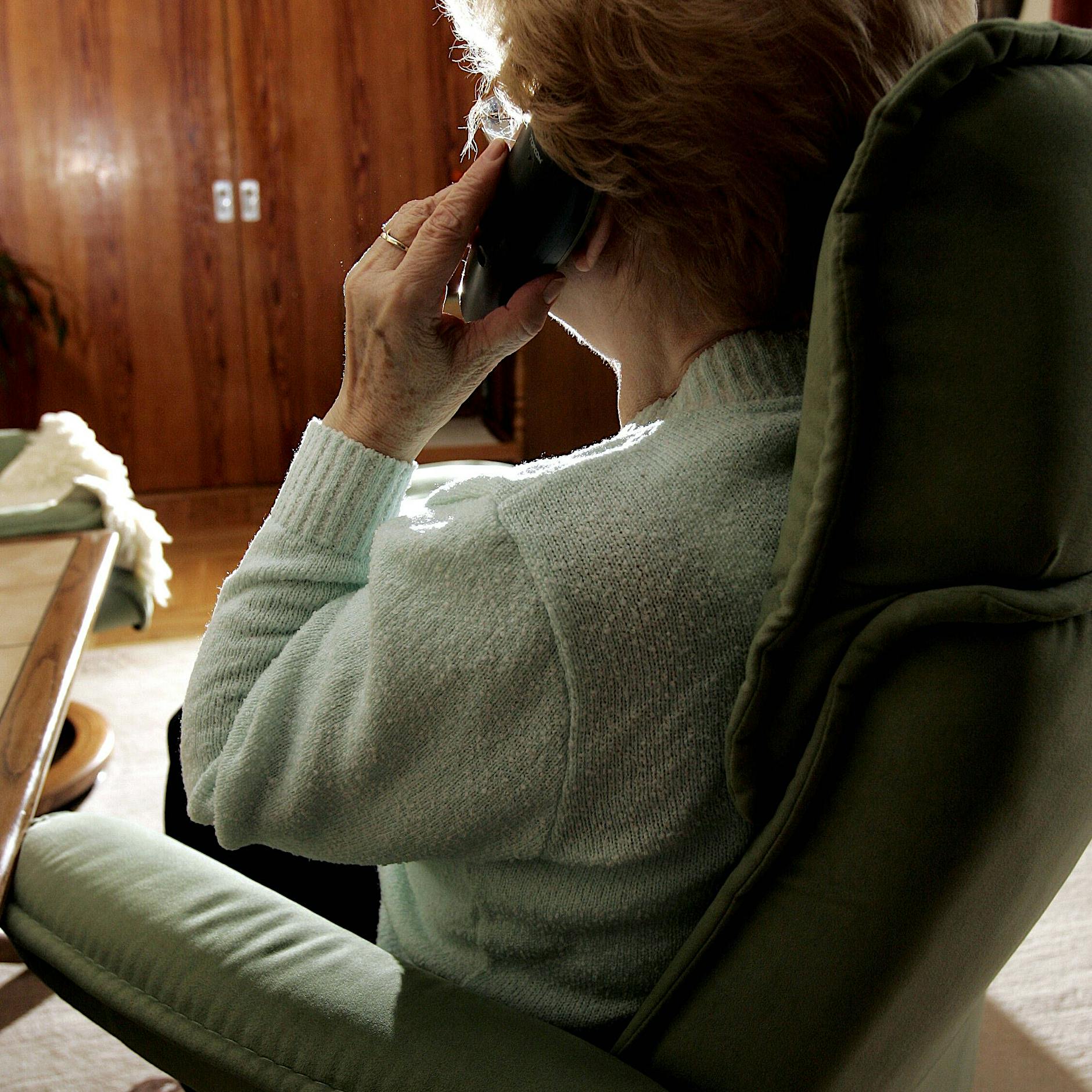 Deepfake mit Stimme: Eine Berlinerin fällt auf gefährliche KI-Betrugsmasche rein