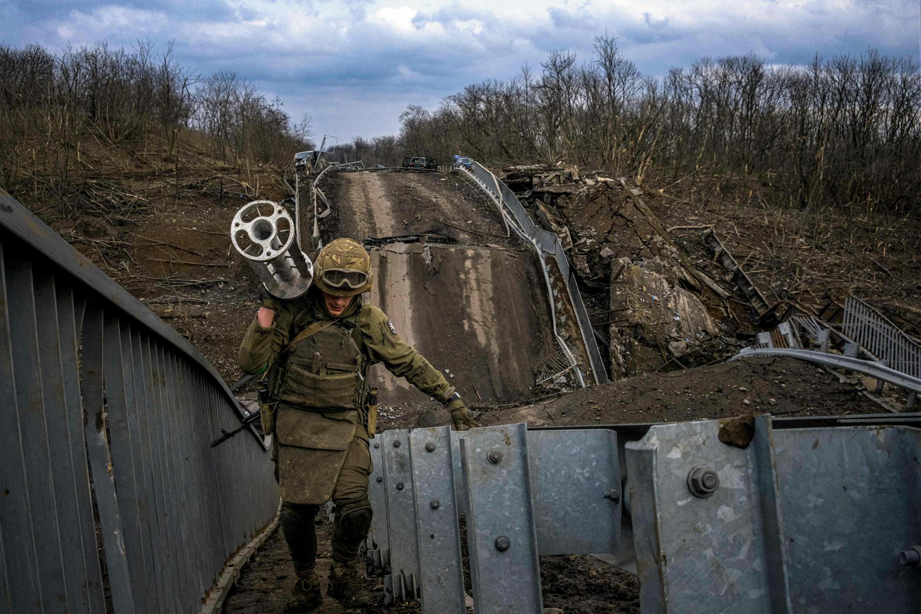 Die Ukraine hat dem russischen Angriffskrieg bisher durch die umfassende Unterstützung des Westens widerstanden. 