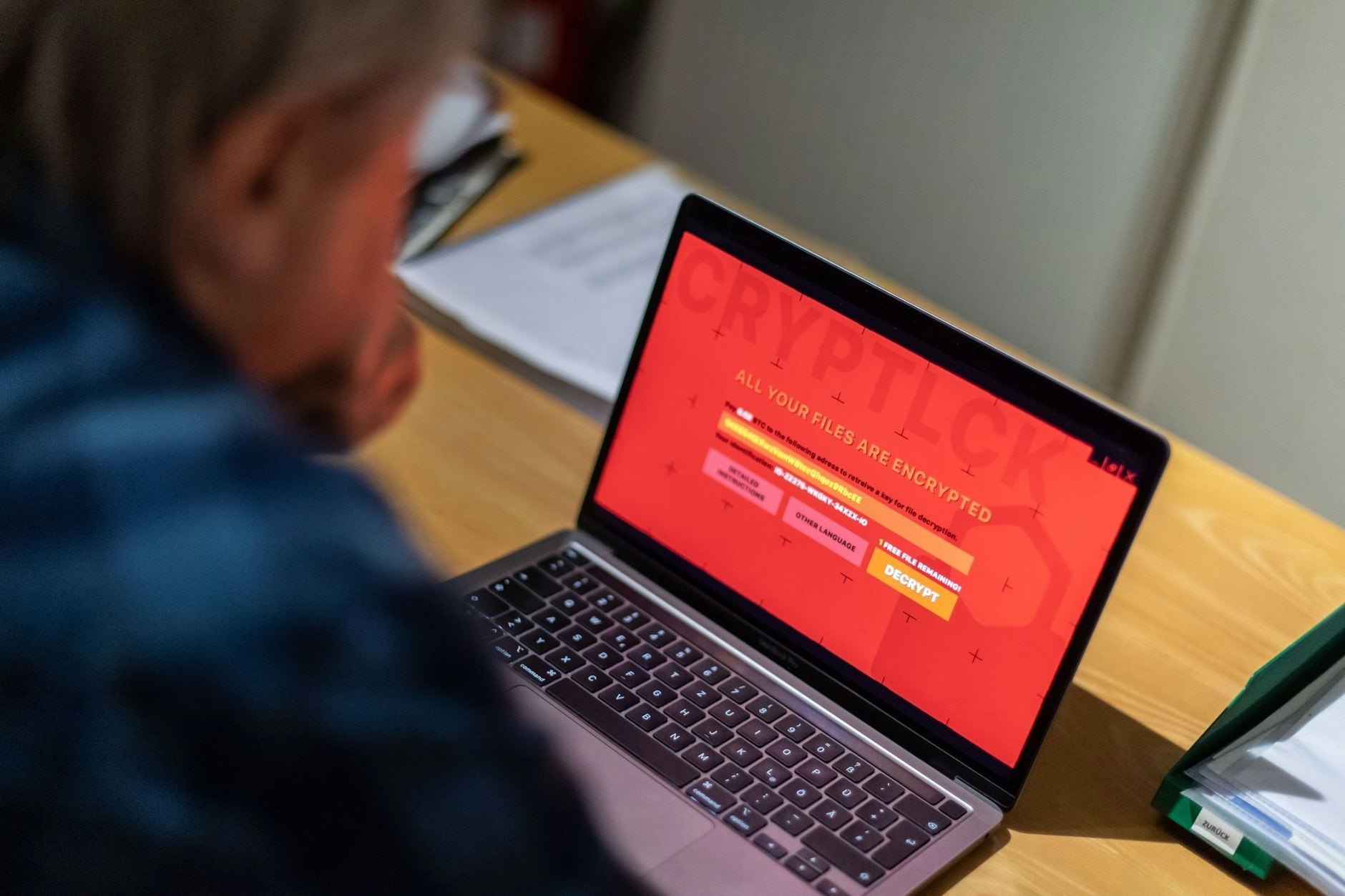 ARCHIV - Cyberangriffe auf Unternehmen in Deutschland kommen immer häufiger aus  Russland und China.  