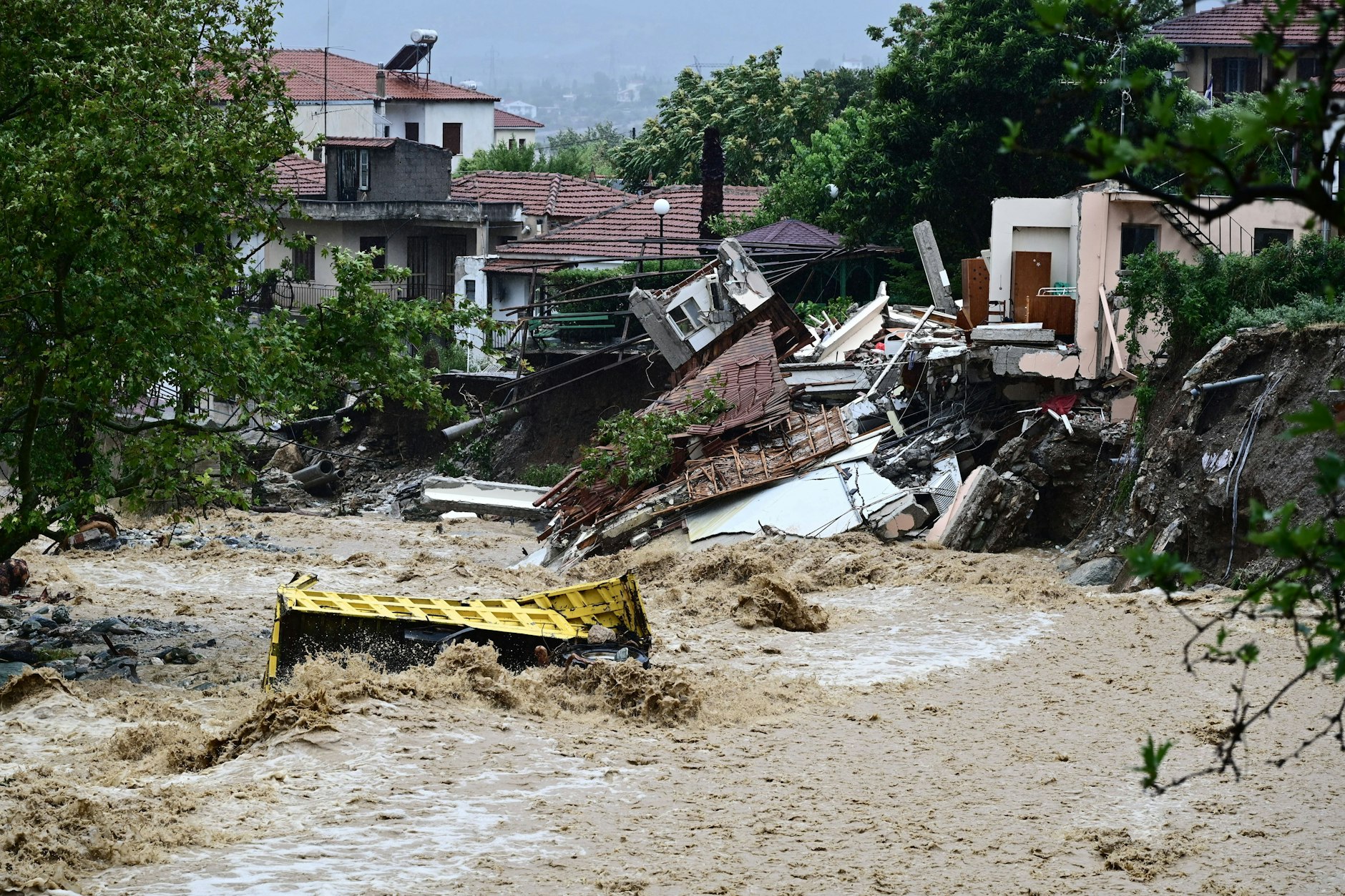 Katastrophale Überschwemmungen in der Hafenstadt Volos in Mittelgriechenland