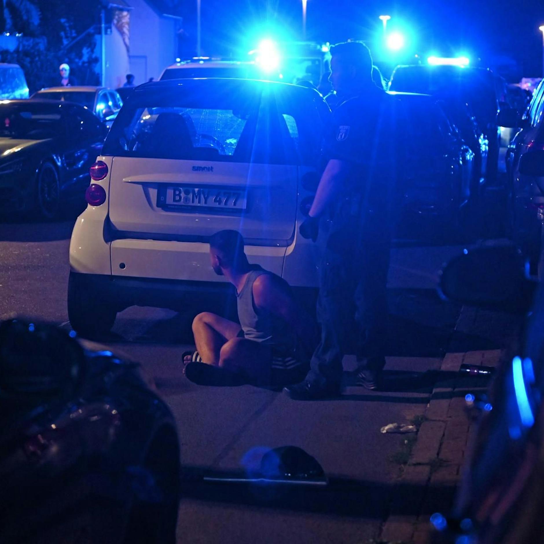 Kippen Berlins Kieze? Sicherheitsgipfel nach Massen-Schlägerei in Neukölln