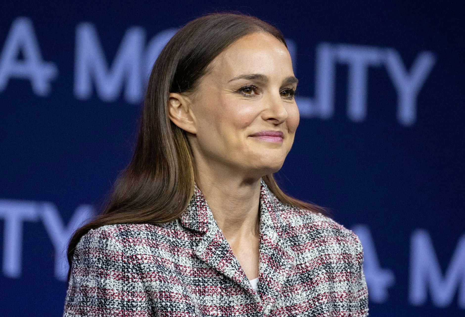 Schauspielerin Natalie Portman auf der Automobil-Aussstellung IAA.  