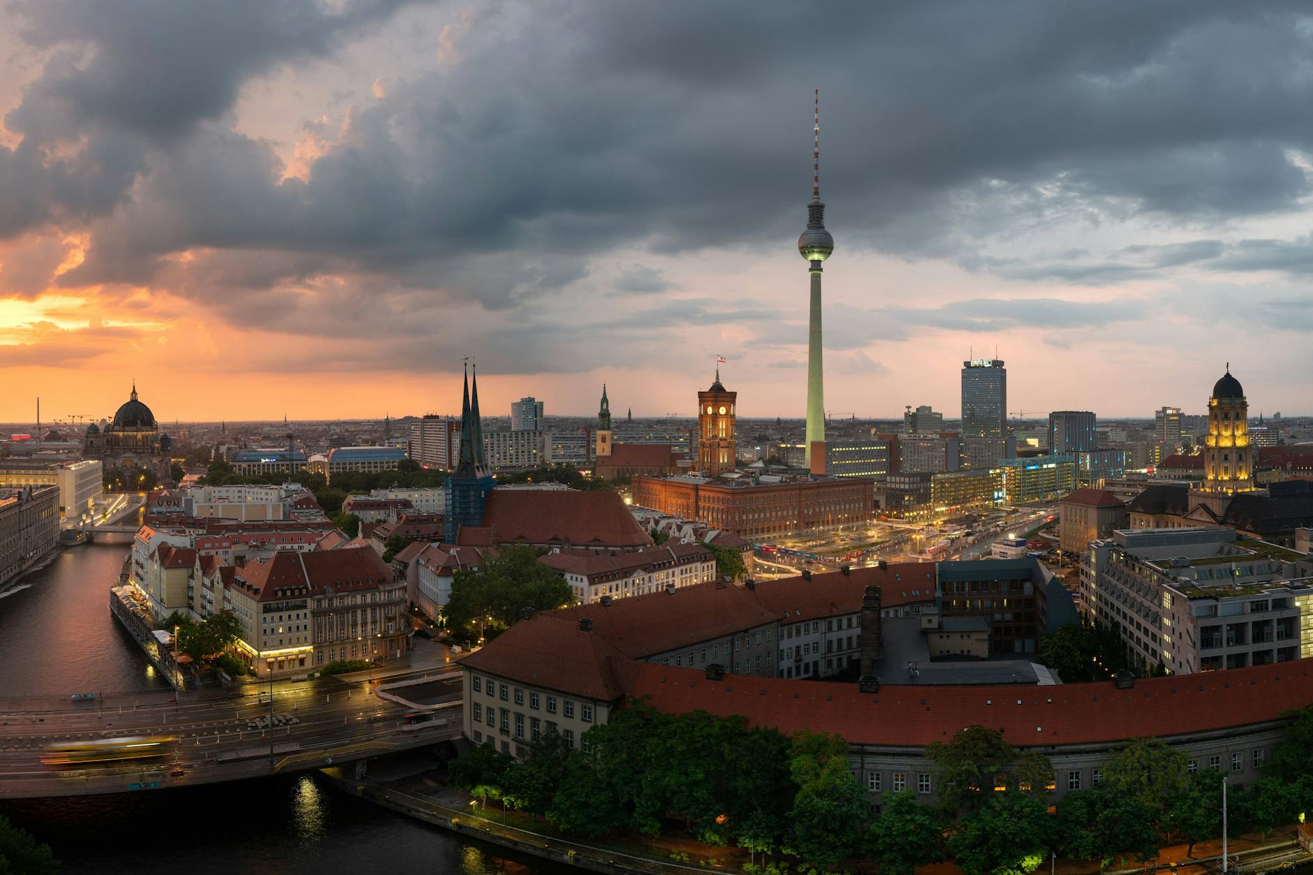 Wer will, kann gegen eine Gebühr in Berlin Wetterpate werden – und ein Hoch oder Tief benennen!