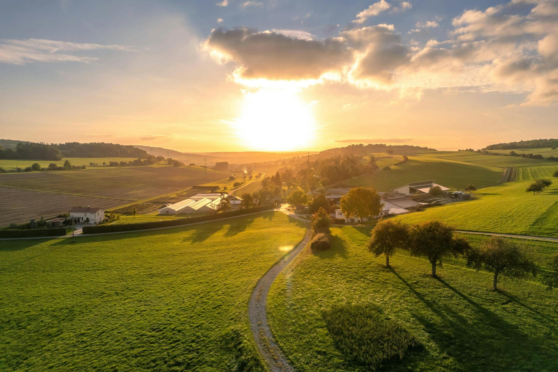 In Deutschland gibt es viele kleine, wunderschöne Dörfer - nicht nur Dierfeld in Rheinland-Pfalz (Symbolfoto).