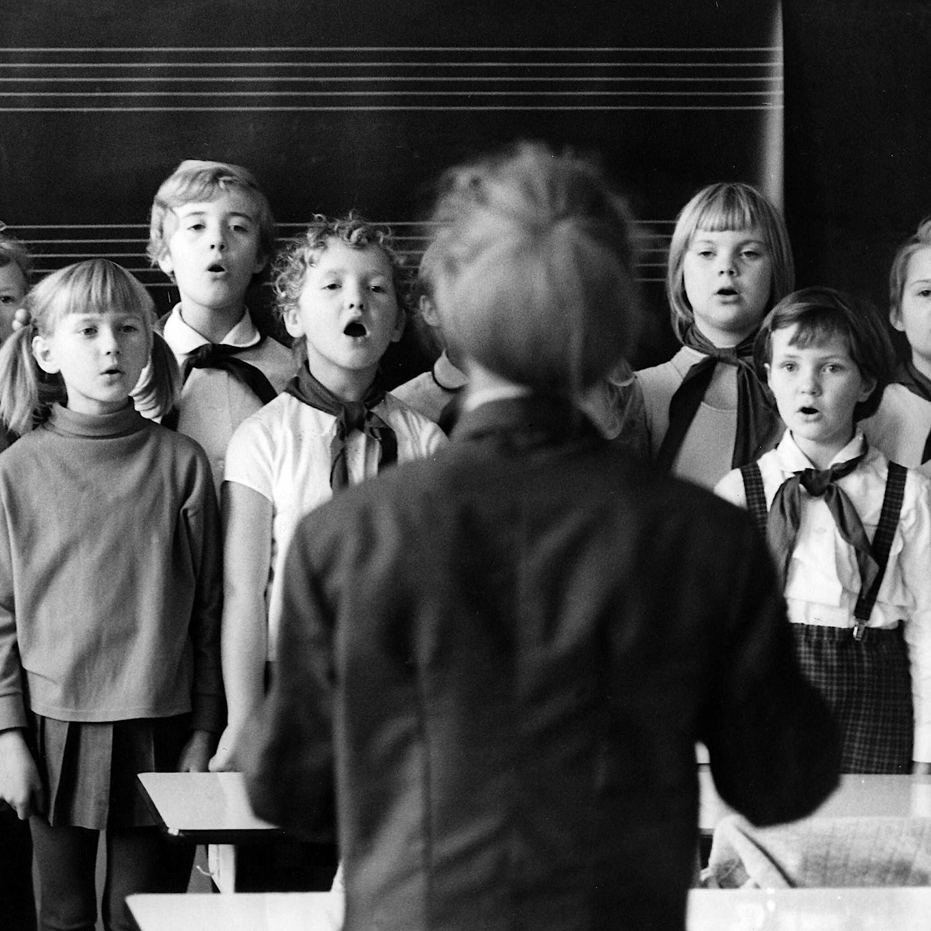 Schulsystem der DDR: Ein Blick aus dem Westen – auf Stärken und Schwächen