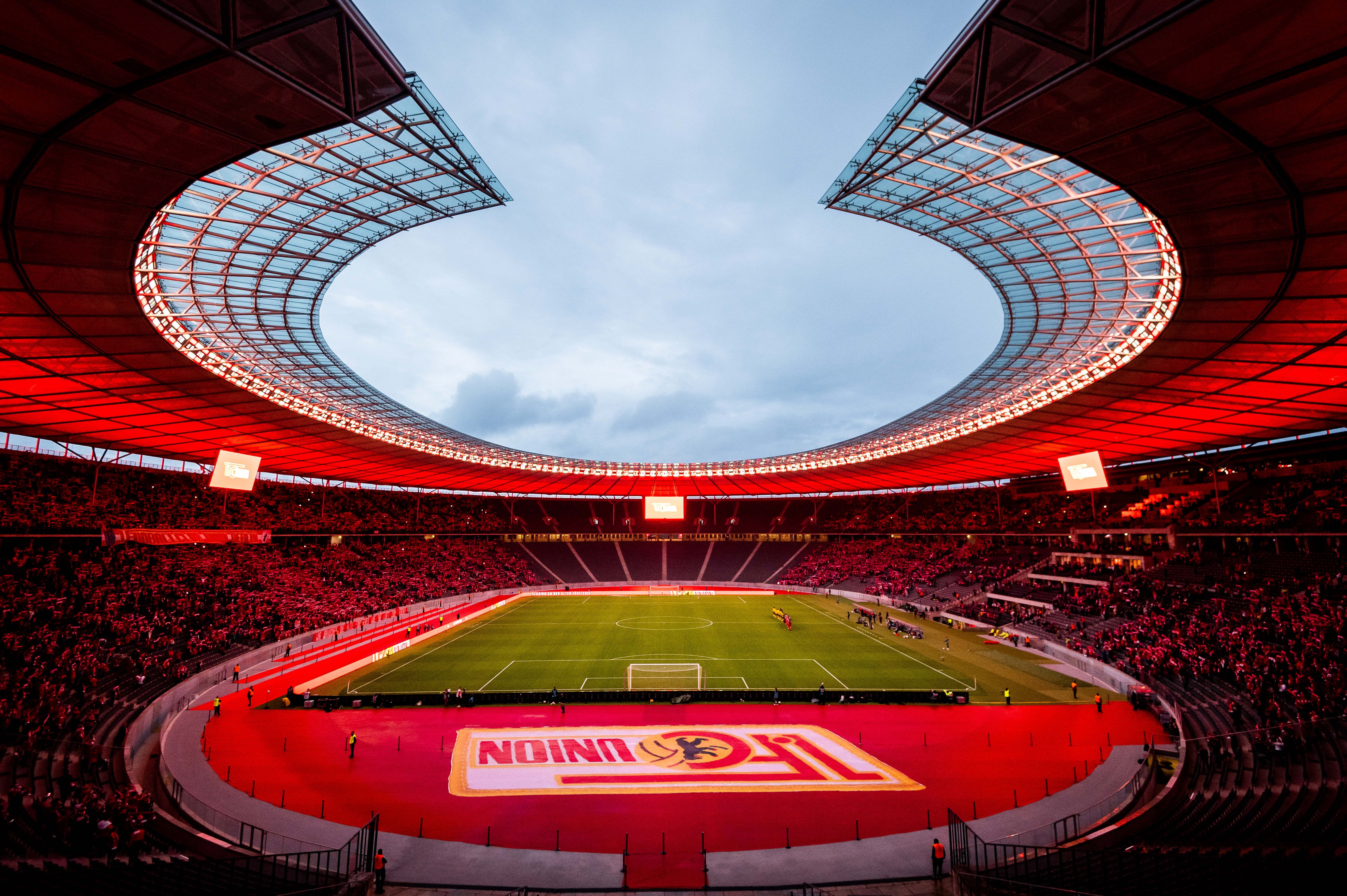 1. FC Union Berlin Startet Tageskartenverkauf Für Champions-League ...