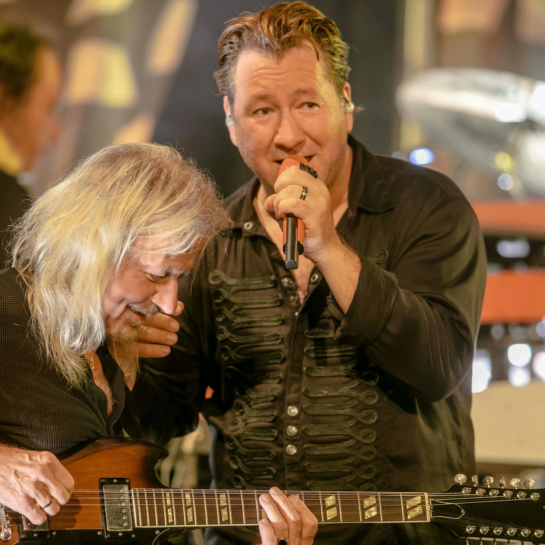 Stars der DDR im „Riverboat“: DAS hat Karat zu feiern