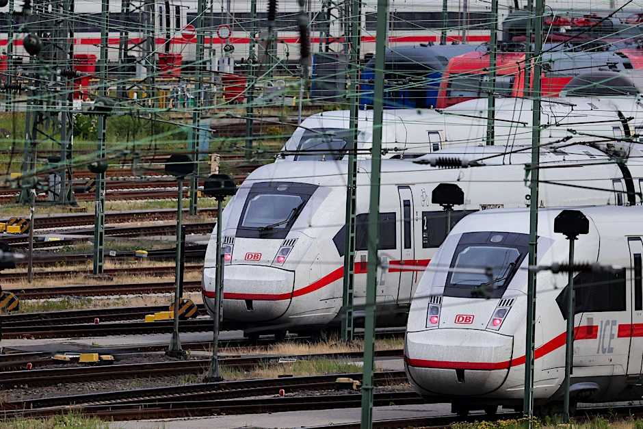 Die Deutsche Bahn hat ihre Preise erhöht.