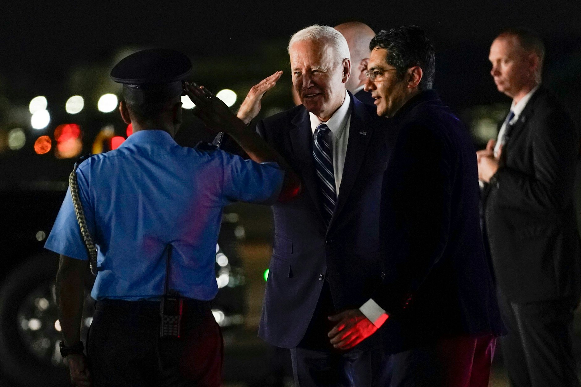 Die USA versuchen ihre globale Dominanz zu erhalten.&nbsp; Joe Biden traf am Freitag in Neu-Delhi ein.