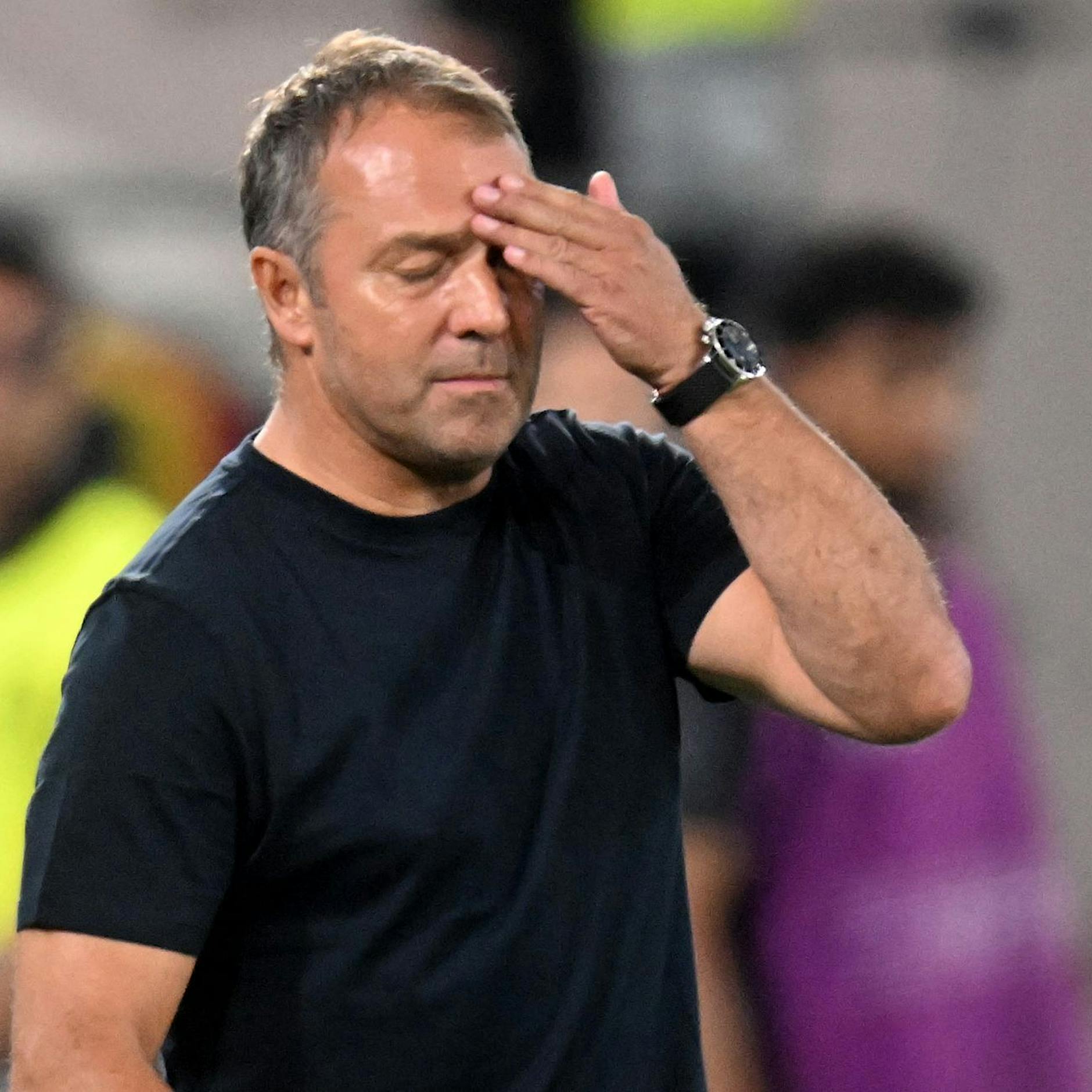 Bundestrainer Hansi Flick nach 1:4-Niederlage gegen Japan: „Bin der Richtige“