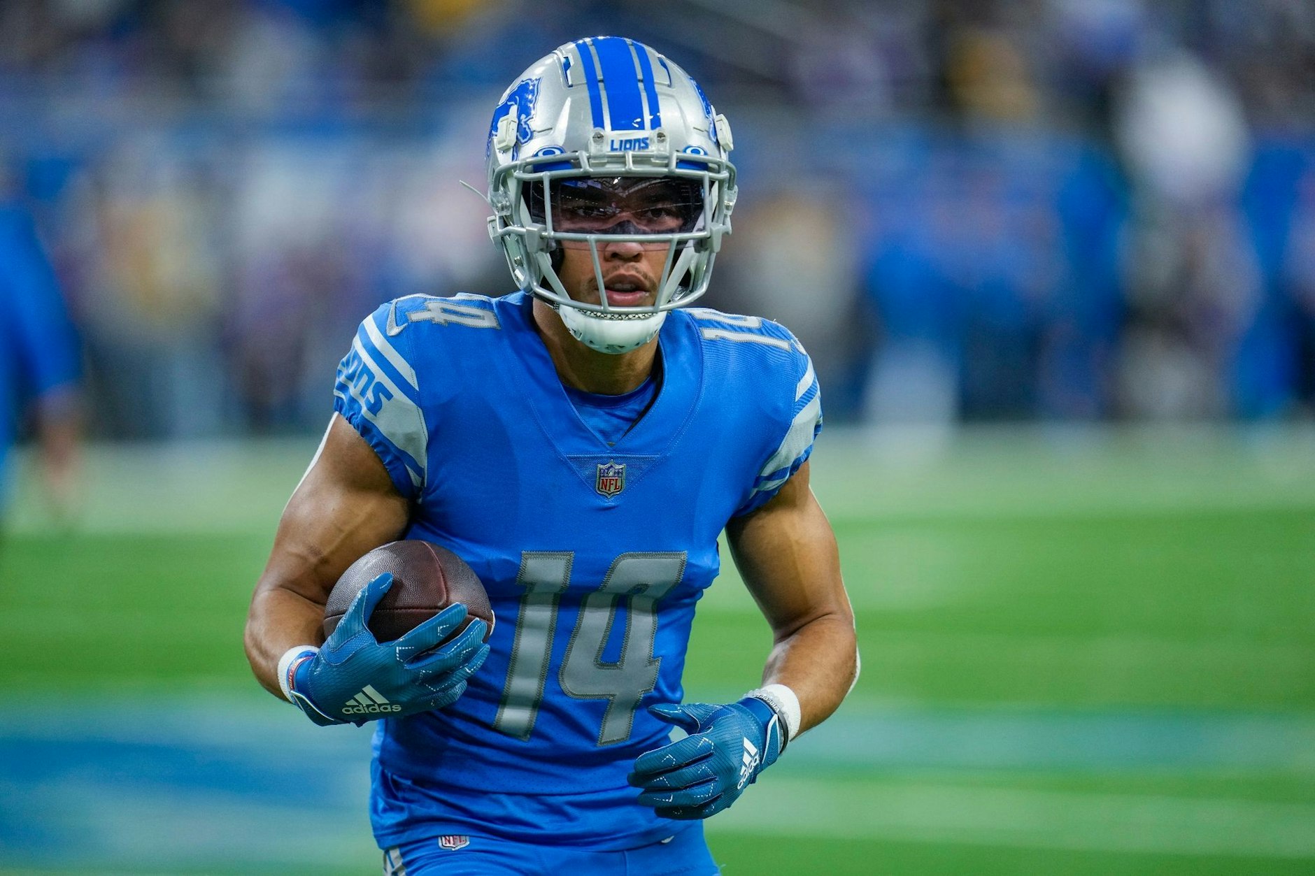 ARCHIV - Amon-Ra St. Brown hat seine Knöchelverletzung überstanden und ist zu einem der Kapitäne bei den Detroit Lions gewählt worden.  