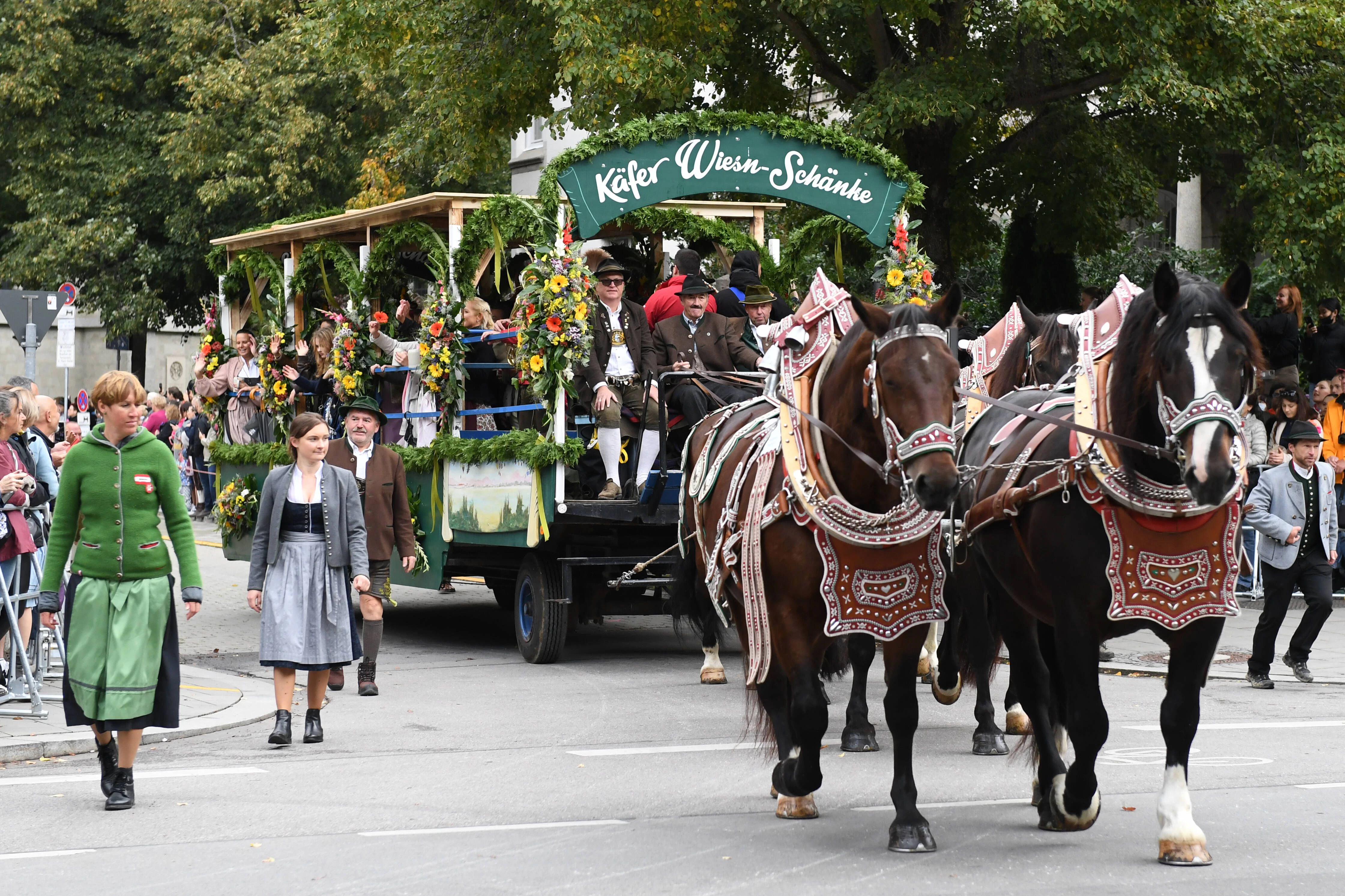 Für den Wiesn-Einzug der Festwirte müssen einige Wege auf dem Gelände abgesperrt werden.