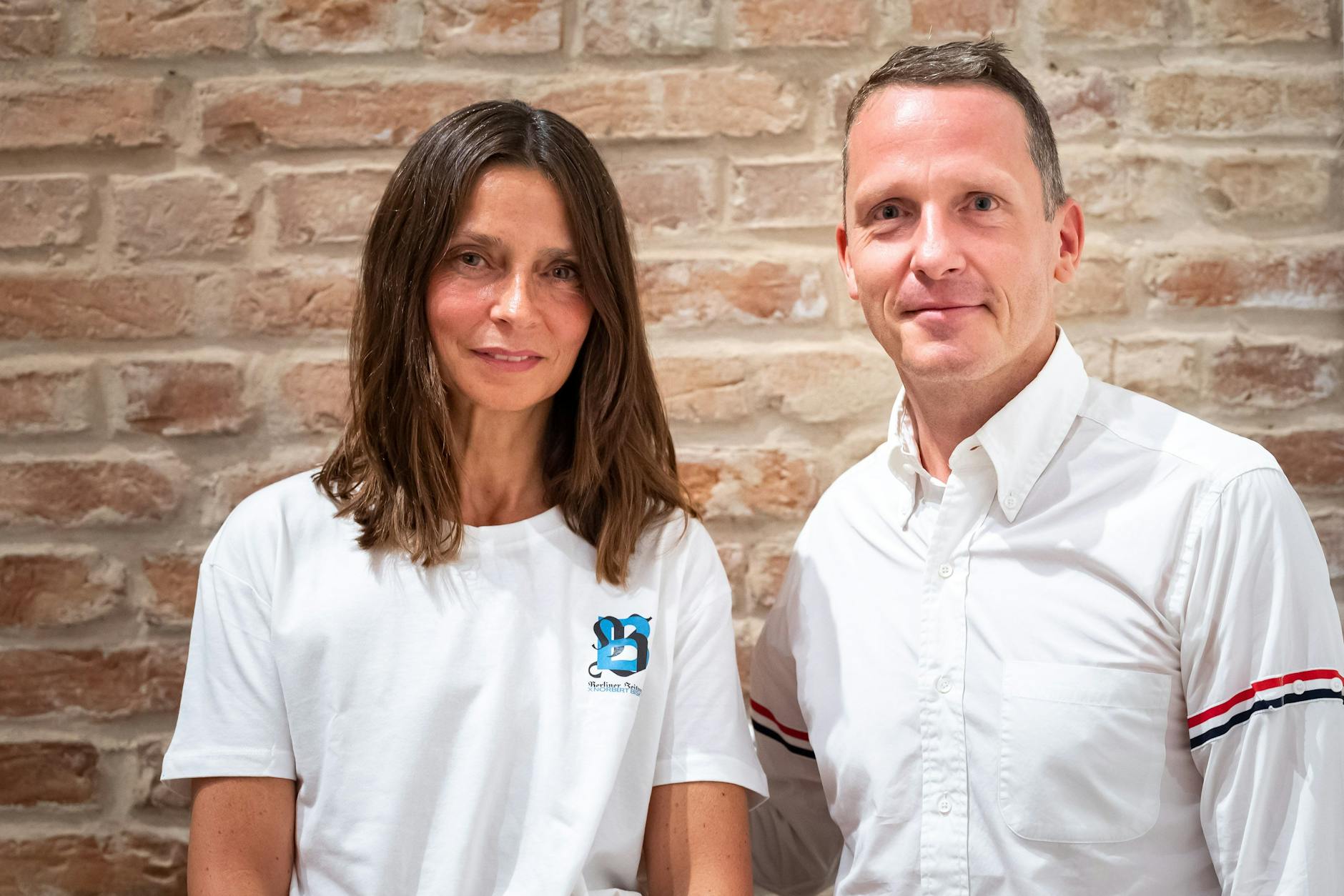 Silke Friedrich, die Verlegerin der Berliner Zeitung, am Montag, 11. September, bei einem Diskussionsabend mit dem ostdeutschen Maler Norbert Bisky in Berlin-Mitte