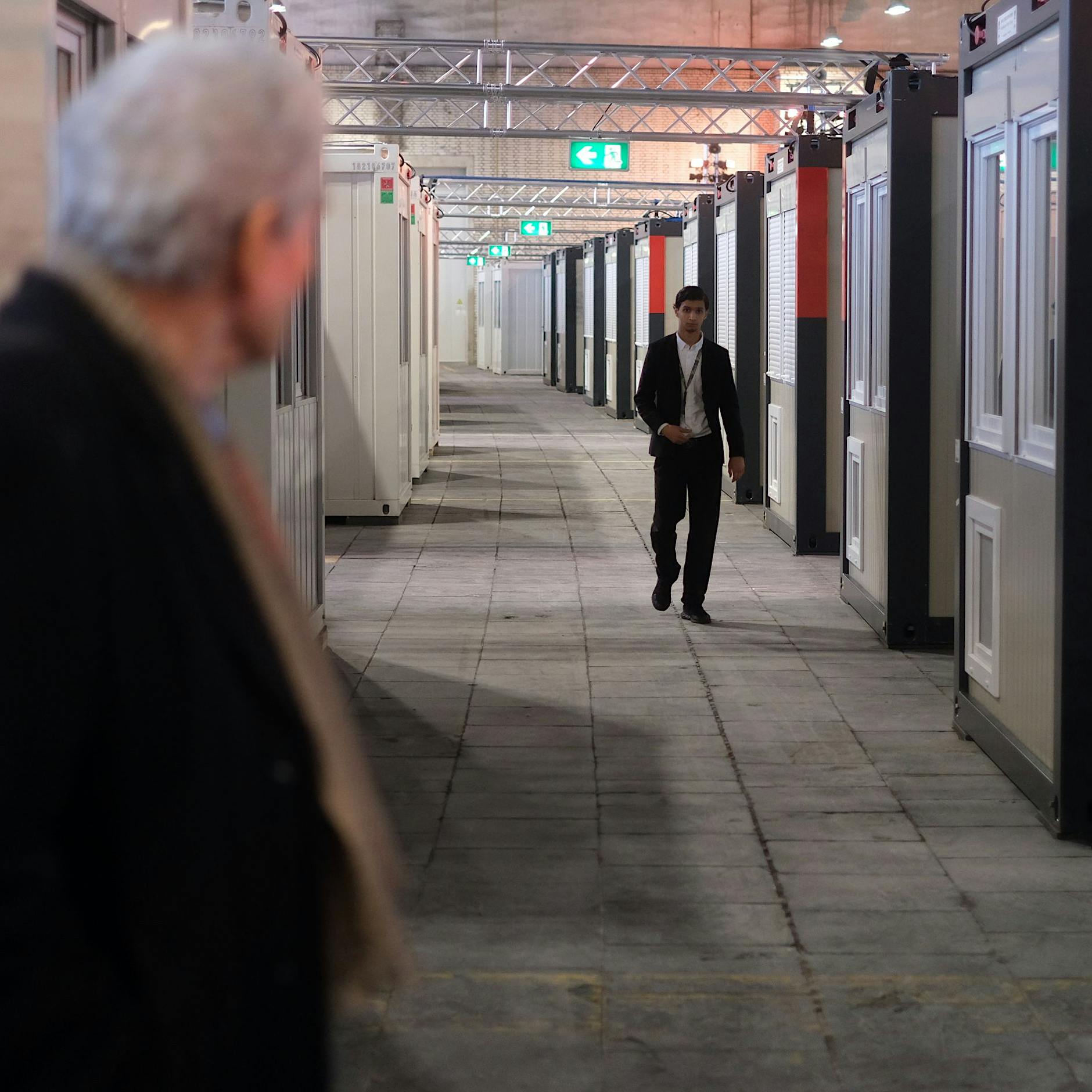 Flüchtlinge in Berlin: Senat sucht nach Unterkünften – und findet vor allem Protest