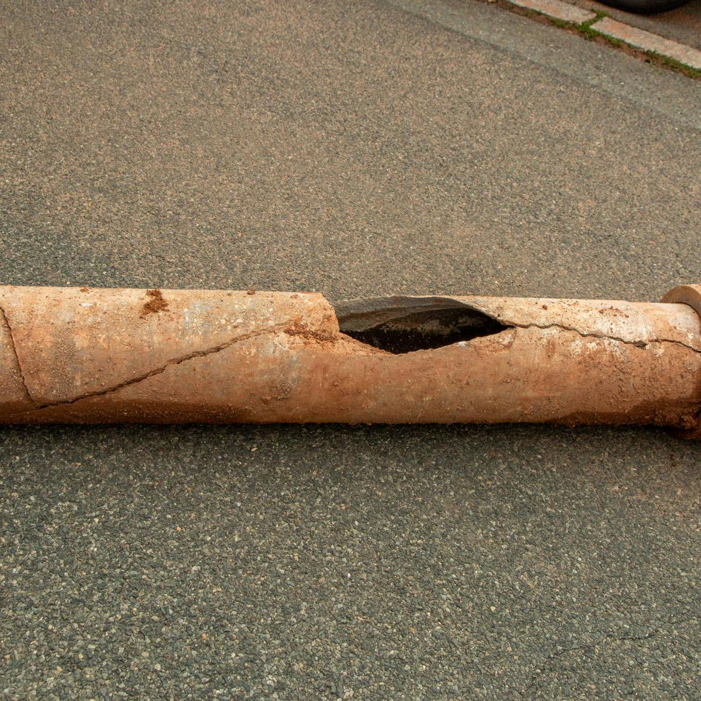 In Marienfelde gab es einen Wasserrohrbruch.