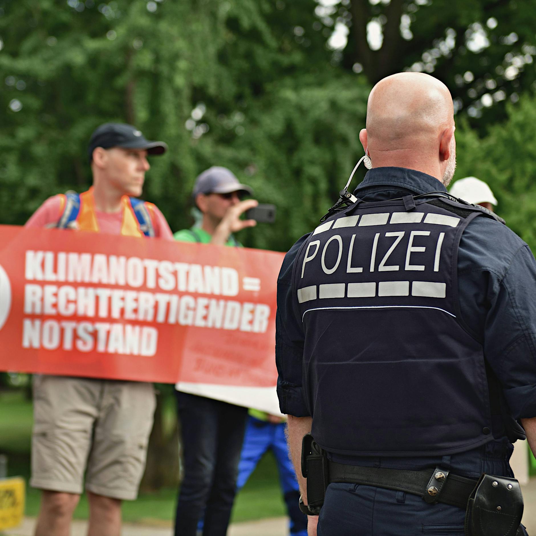 Brief an Olaf Scholz: Letzte Generation bittet Polizisten um Mithilfe – und blitzt ab