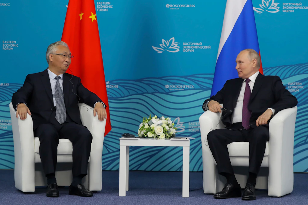 Wirtschaftsforum in Wladiwostok: Putin nennt Russlands „absolute Priorität“ für das 21. Jahrhundert