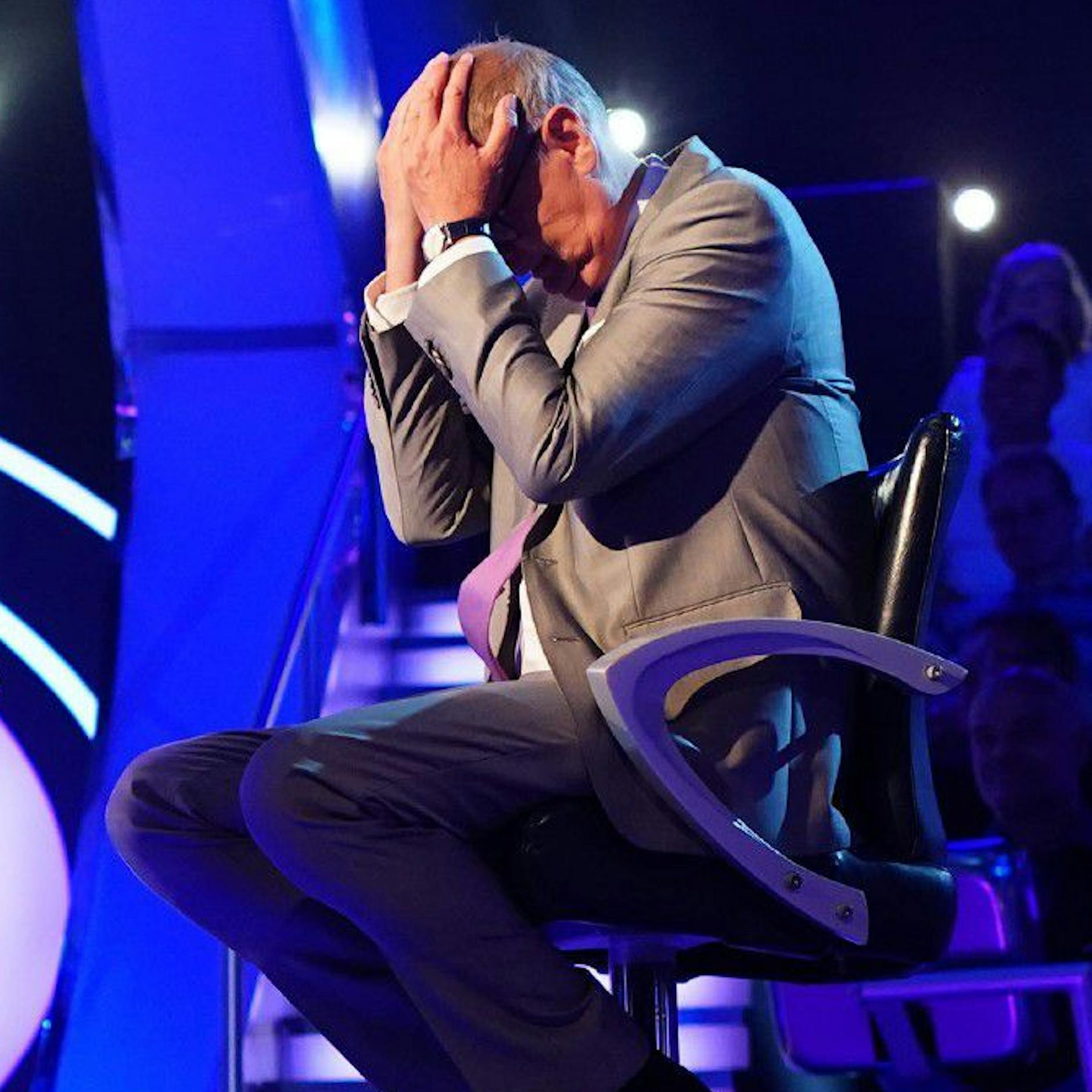 Schock bei „Wer wird Millionär“! Kandidatin setzt DAFÜR einen Joker ein