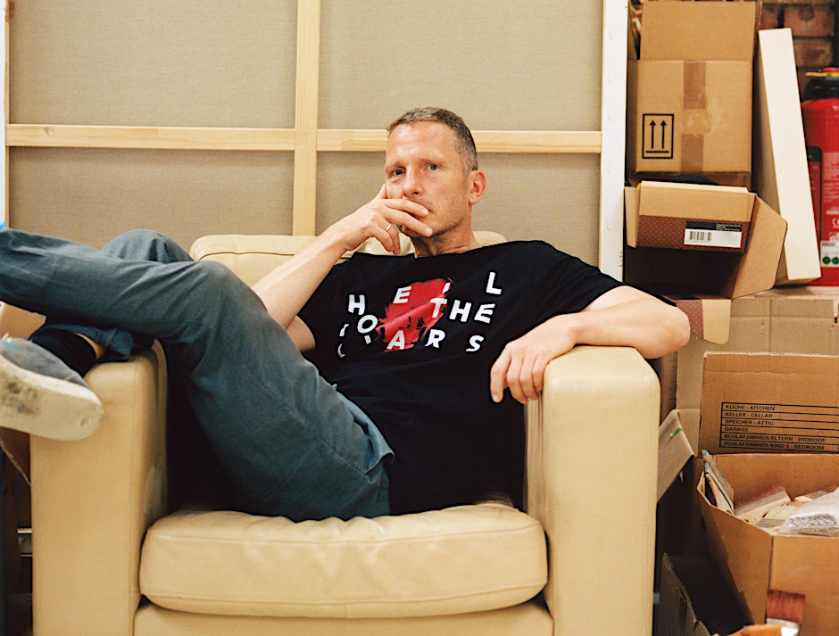 „Zur Hölle mit den Lügen.“ Norbert Bisky trägt sein Manifest auch schon mal auf dem T-Shirt.