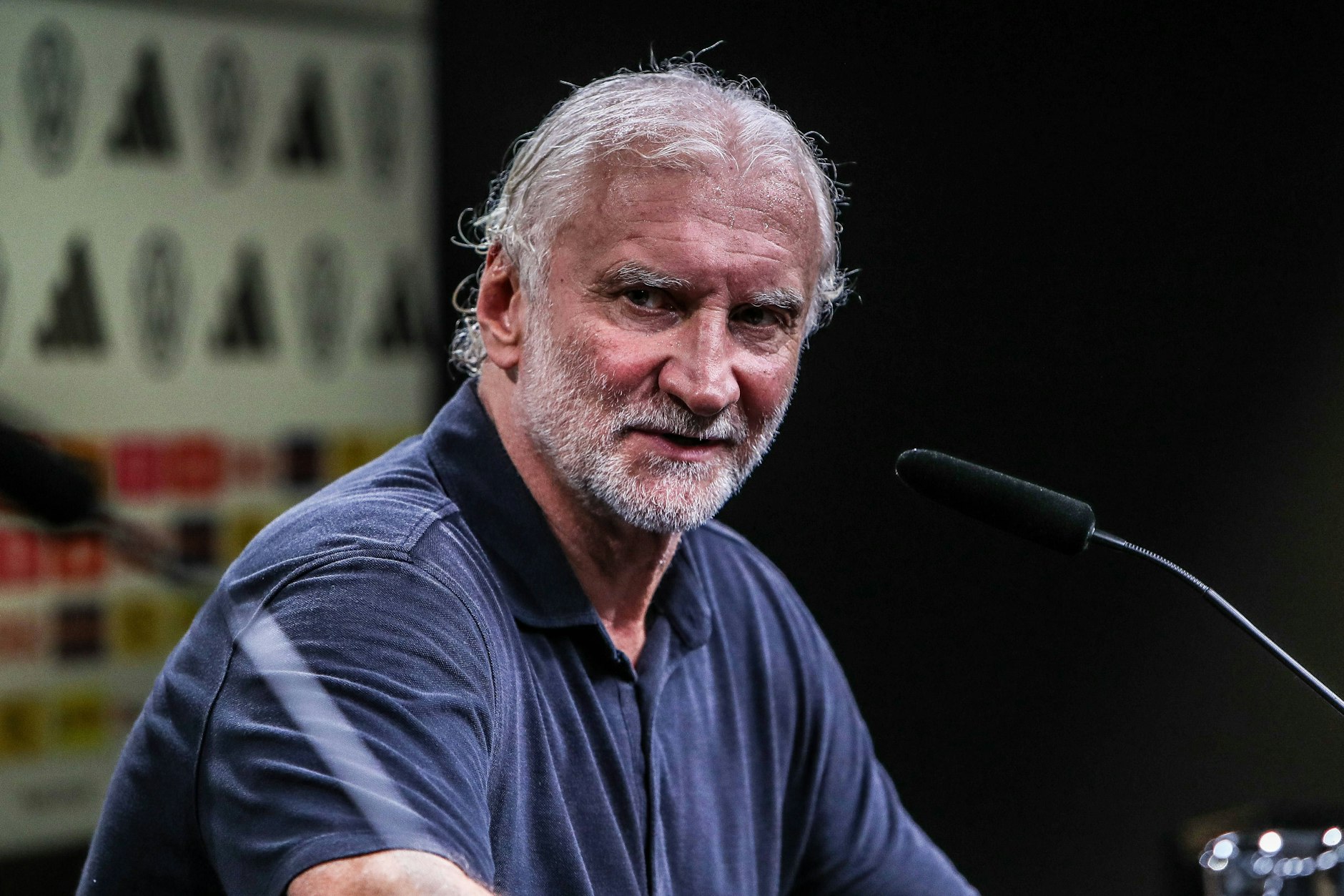 Rudi Völler weiß die Grenzen seiner Kraft gut einzuschätzen: Mehr als ein Interims-Bundestrainer will er beim DFB-Team nicht sein.