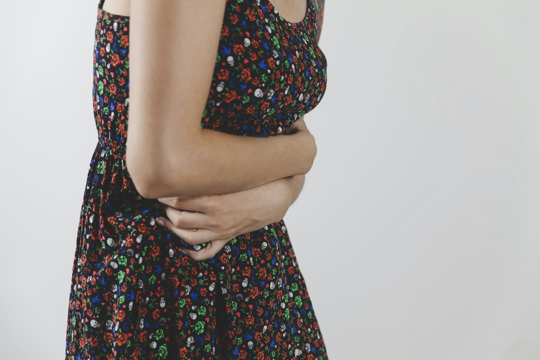 Ein Blähbauch kann unterschiedliche Ursachen haben und ist meist unangenehm.