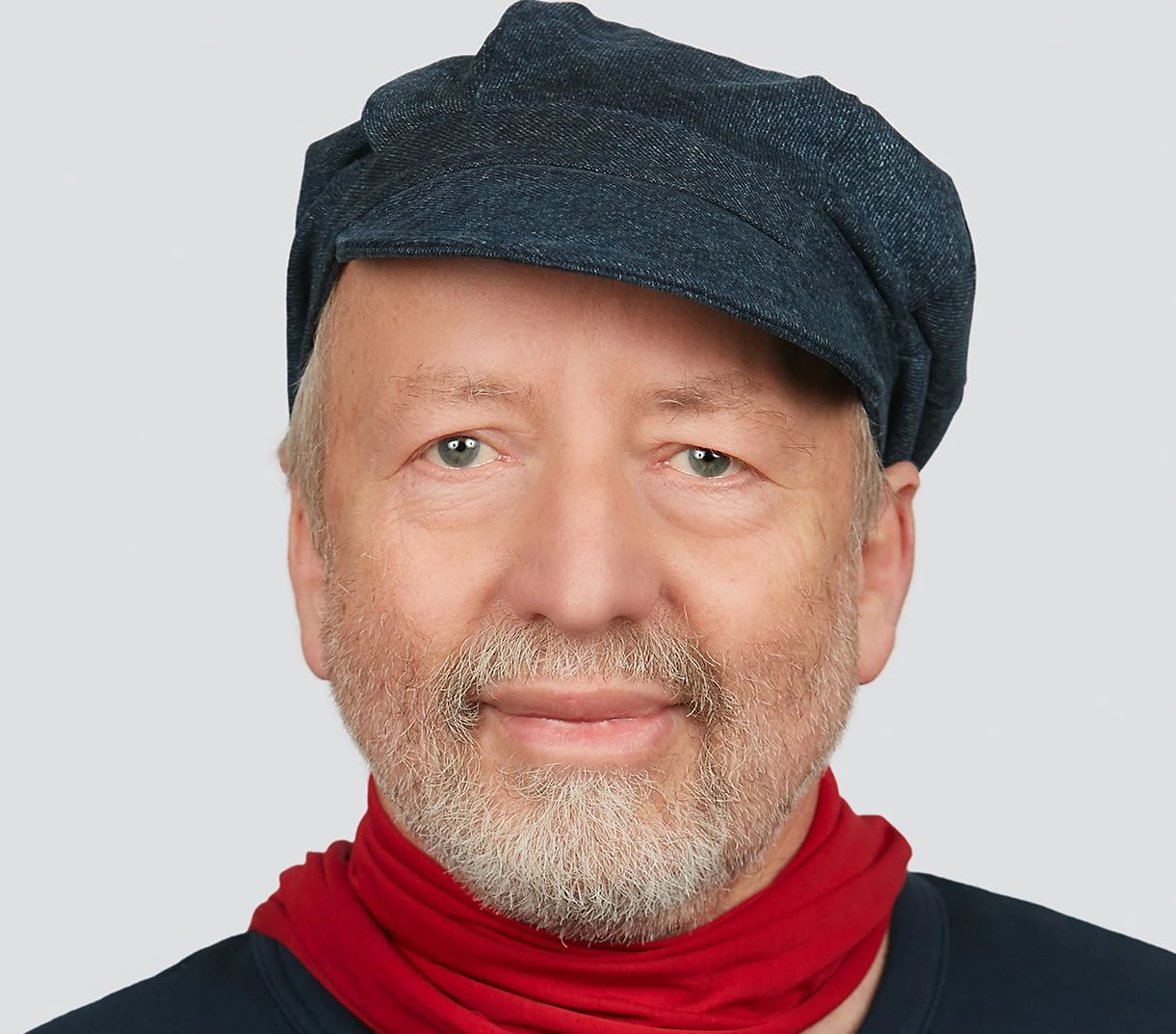 Zum Autor