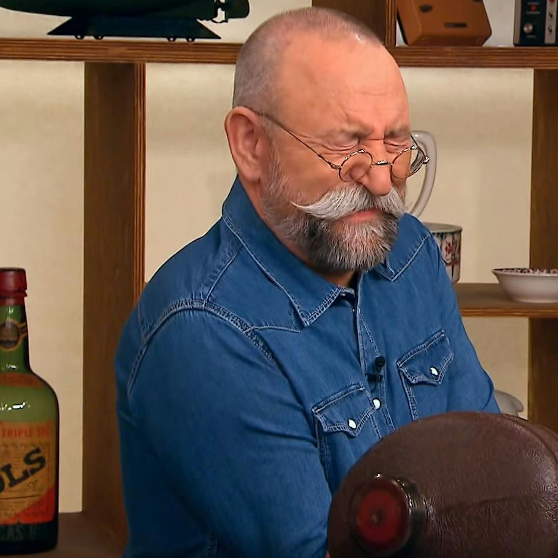 „Bares für Rares“-Studio wird zur Muckibude