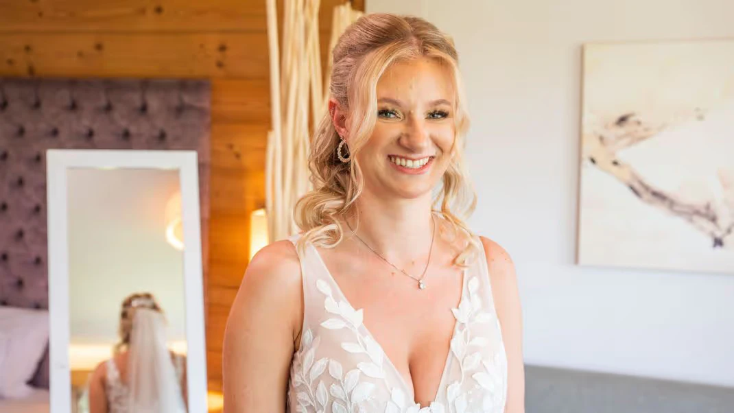 „Hochzeit auf den ersten Blick“-Braut Marina B. freut sich auf das Experiment.