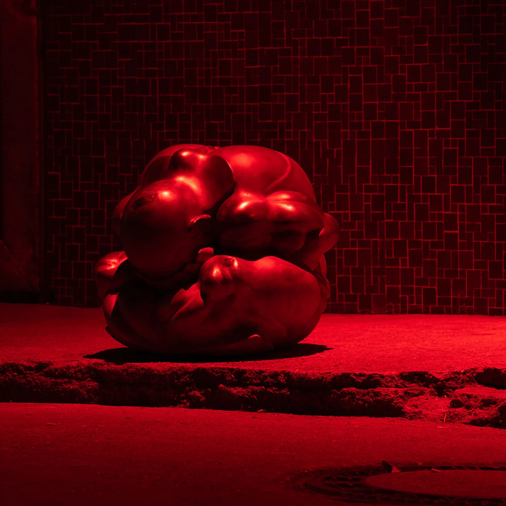Eine Erlebnis-Maschine: Die Ausstellung „Universal Metabolism“ im Kraftwerk Mitte