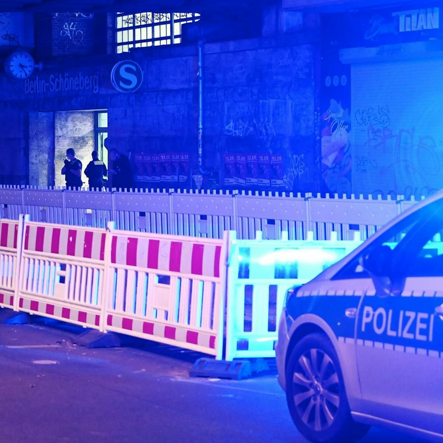 Polizei-News ++ Frau überschlägt sich mit Auto und kraxelt selbst raus