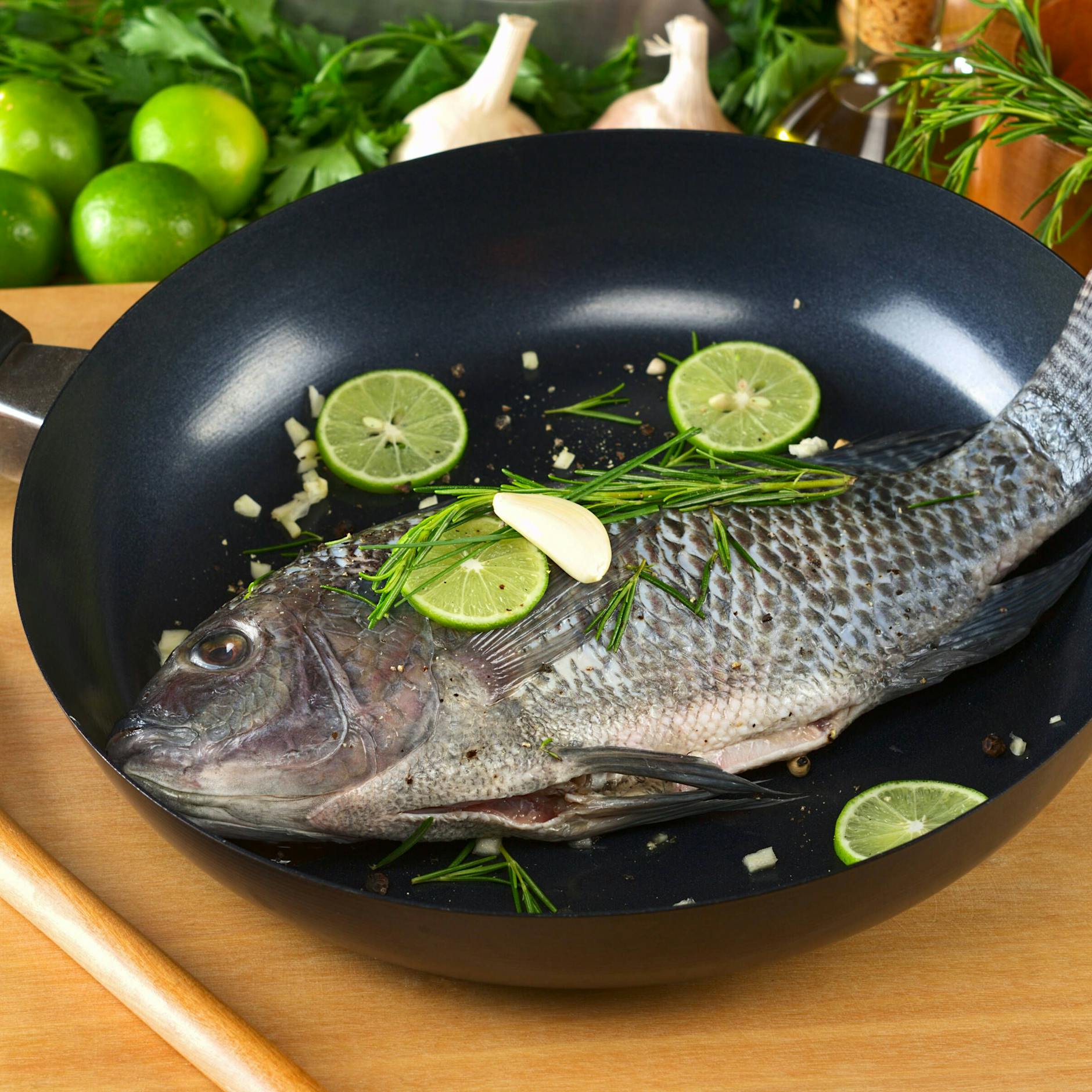 Frau werden nach Fischessen Arme und Beine amputiert