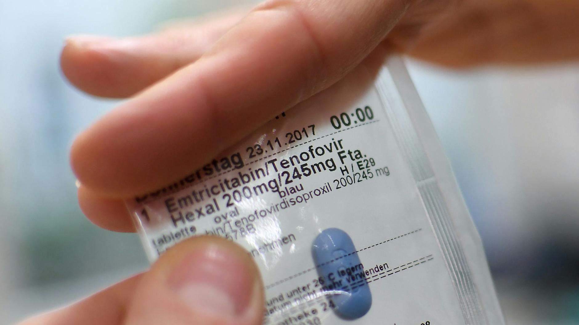 32.000 Menschen hierzulande nutzen nach RKI-Angaben die sogenannte PrEP zur Vorbeugung von HIV.