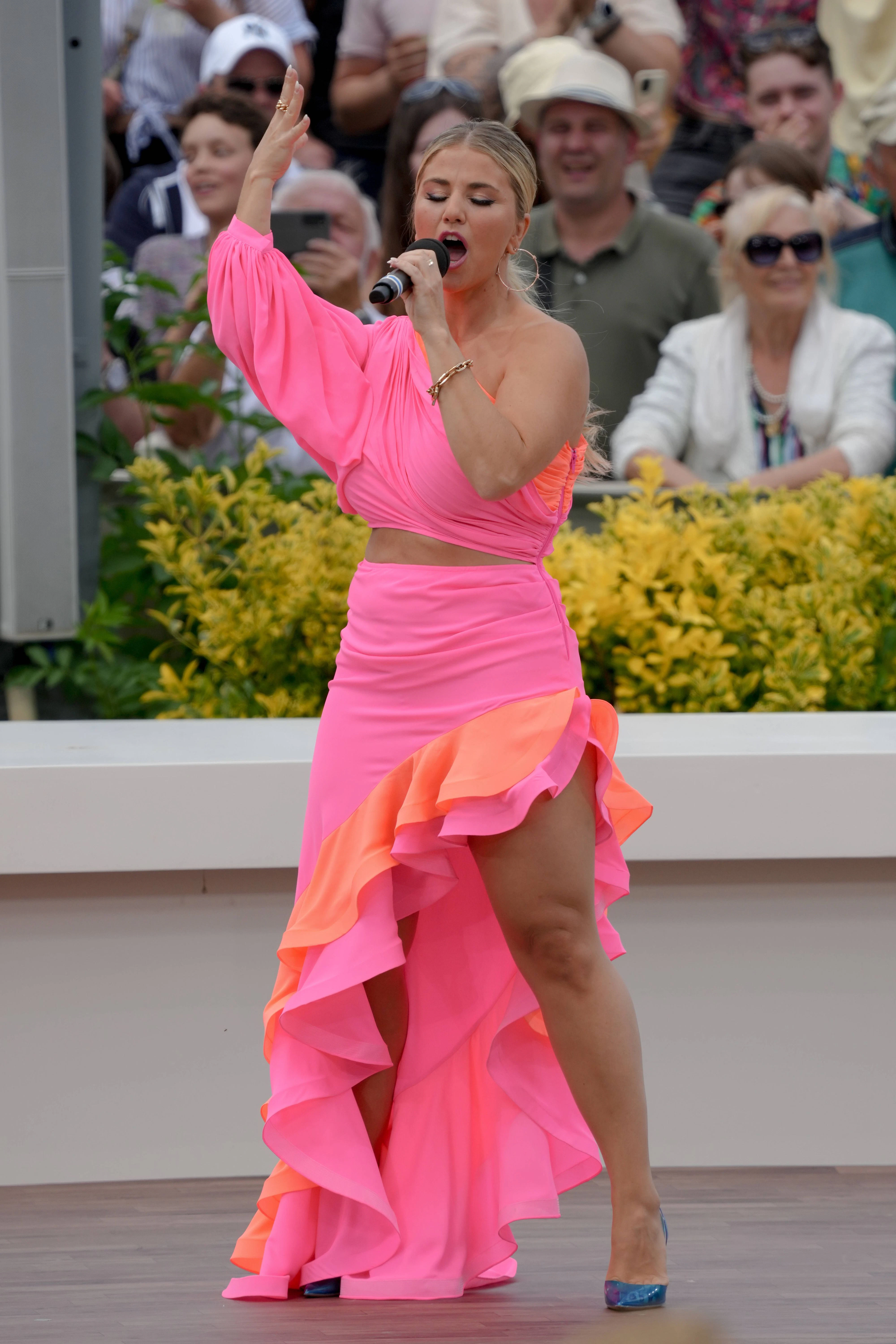 Im Juli verirrte sich Egli als Flamenco-Tänzerin in den „Fernsehgarten“.