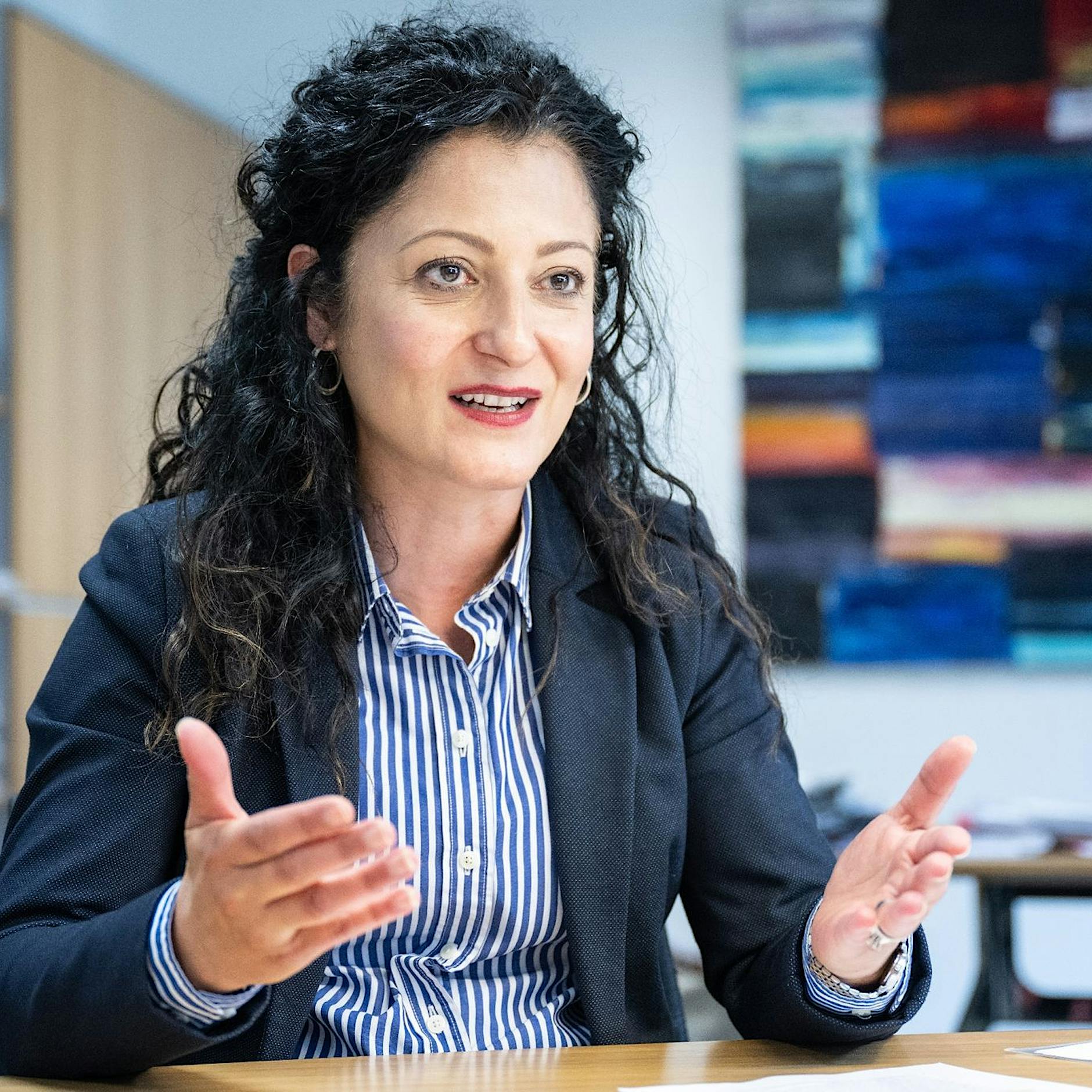 Flüchtlinge in Berlin – Senatorin Cansel Kiziltepe: „Wir stoßen jetzt schon an unsere Grenzen“