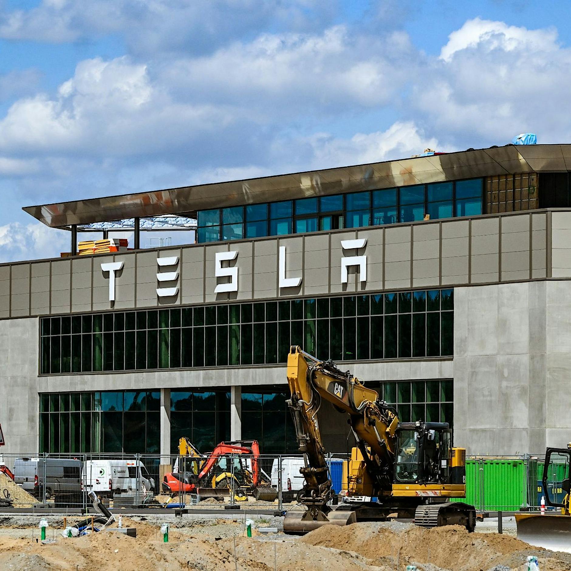 Neuer Genehmigungsantrag zum Tesla-Werk-Ausbau gefordert