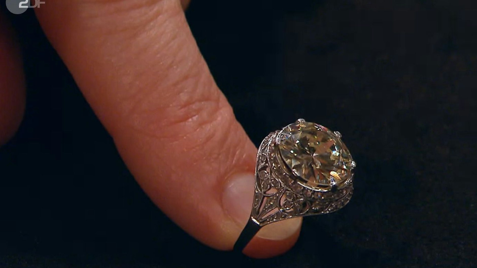 Um diesen „Oschi“ (Horst Lichter) geht es heute bei „Bares für Rares“.