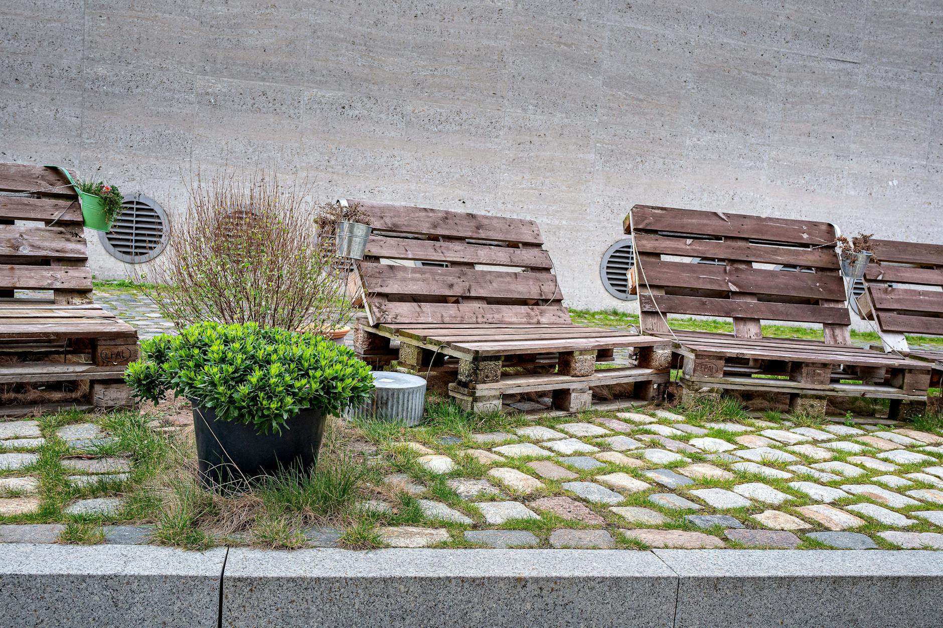 Sieht auch im Außenbereich unmöglich aus.